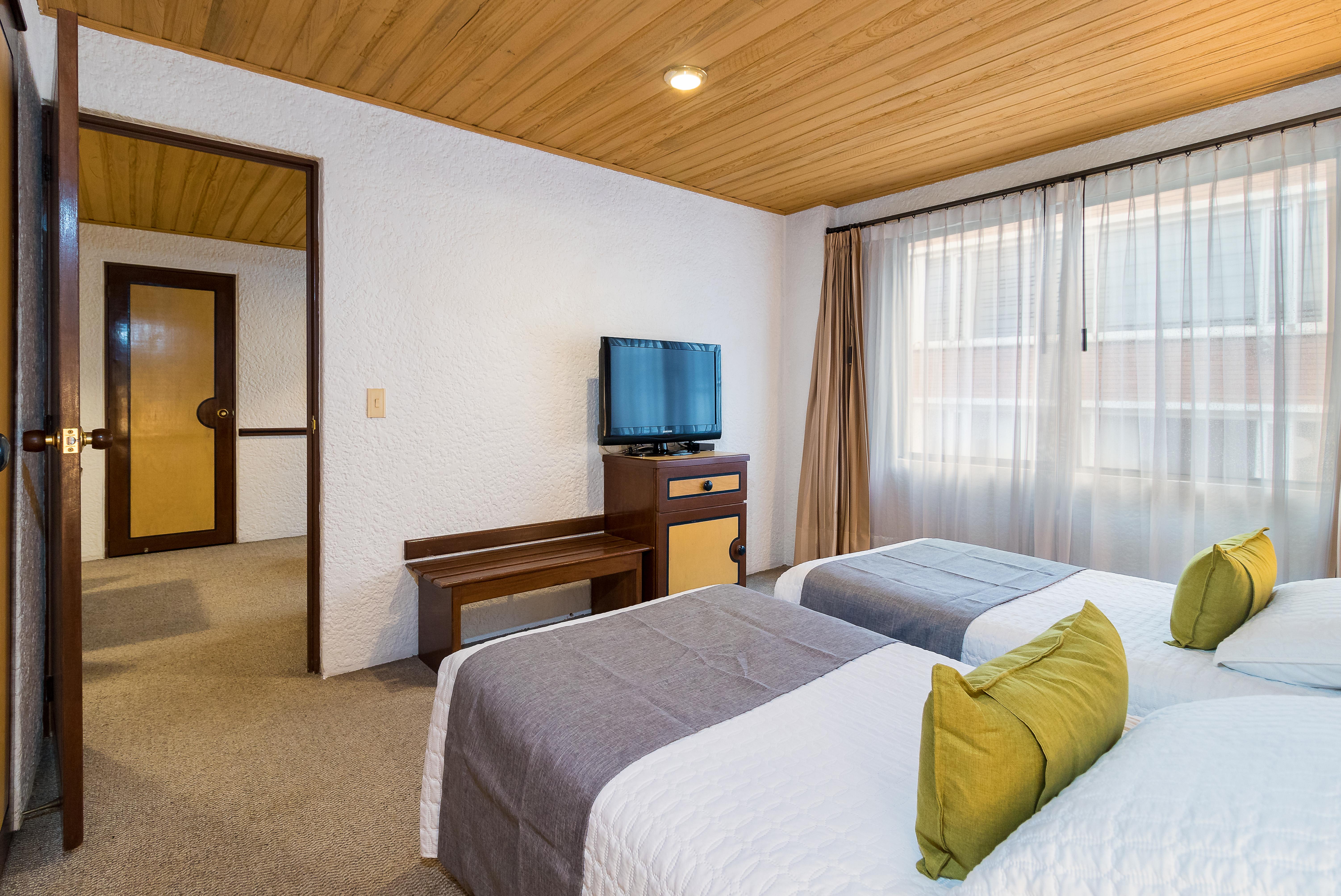 Hotel Suites Real 97 Богота Экстерьер фото