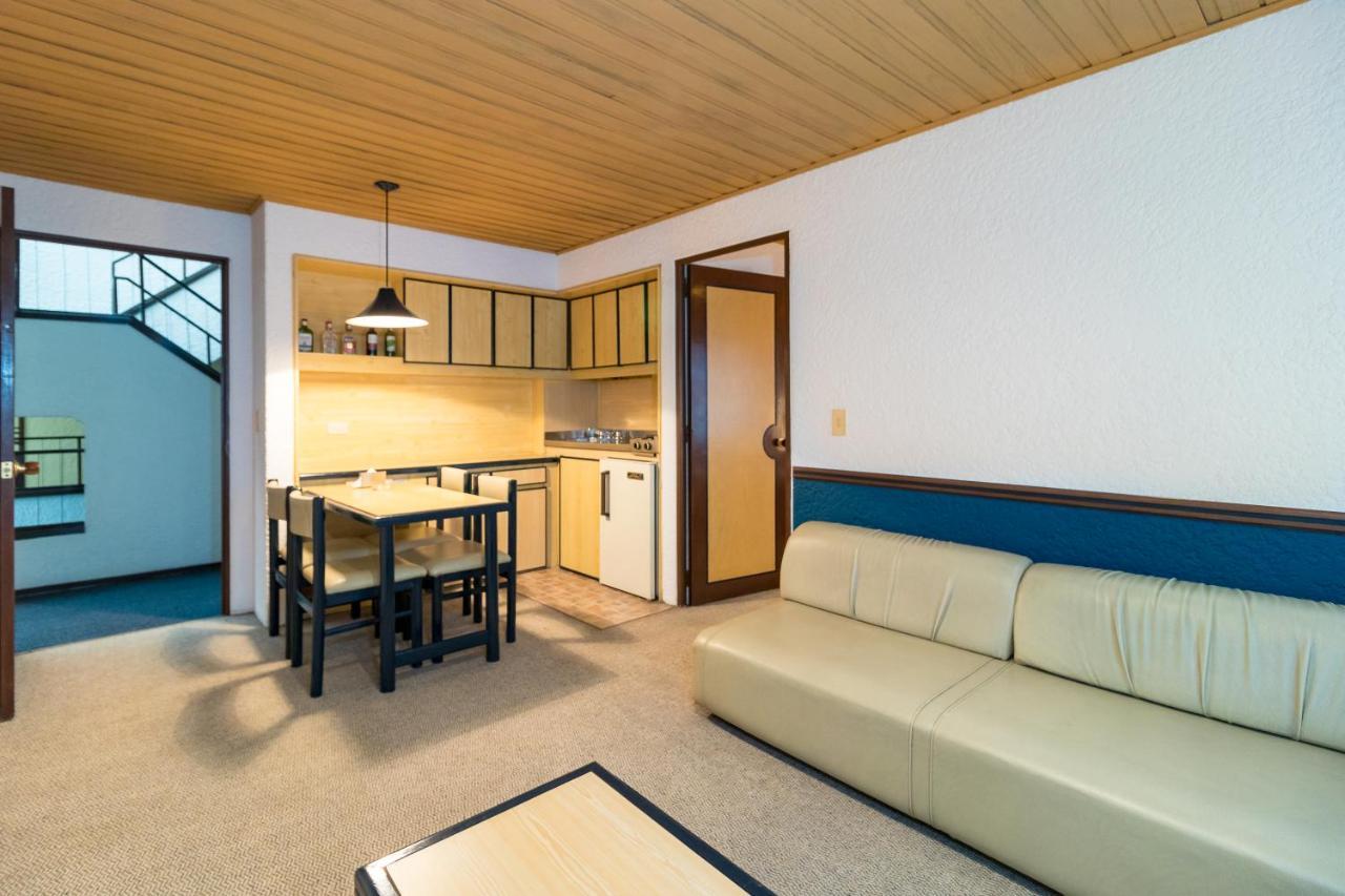 Hotel Suites Real 97 Богота Экстерьер фото
