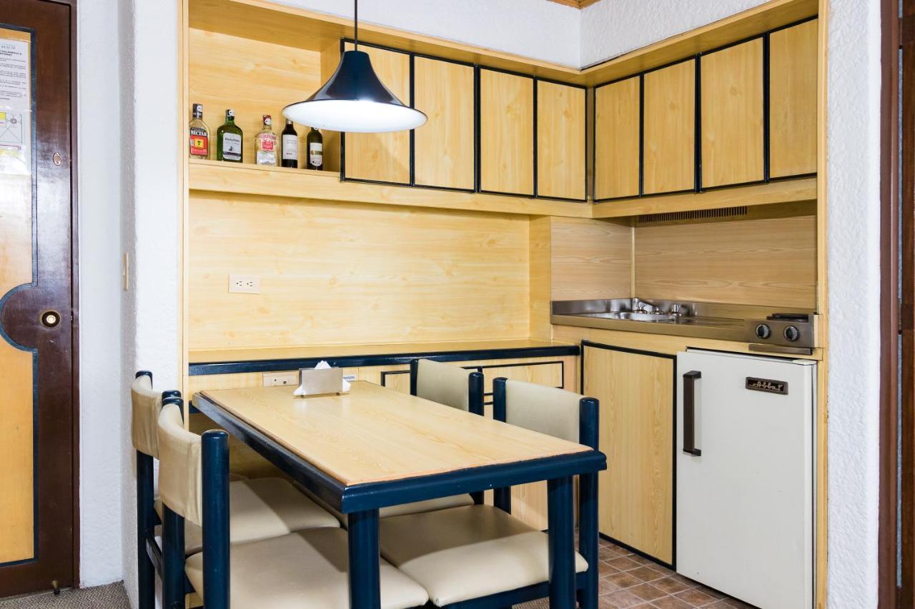 Hotel Suites Real 97 Богота Экстерьер фото